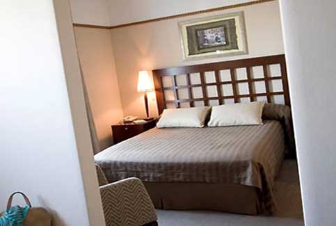 hotel paris porte maillot