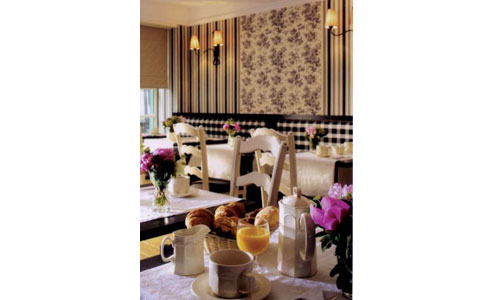 budget eiffel tower hotel paris