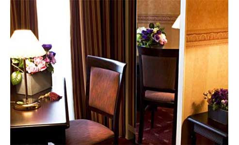 hotel unic renoir saint germain paris